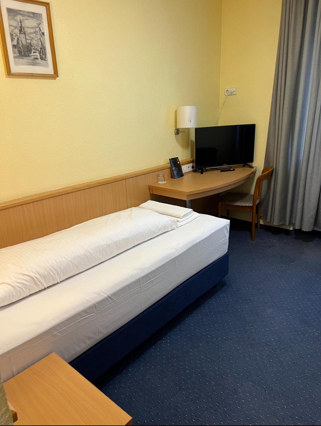Hotel Wilder Mann Rückersdorf Exteriör bild