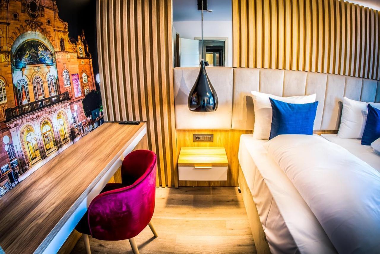 Hotel Wilder Mann Rückersdorf Exteriör bild
