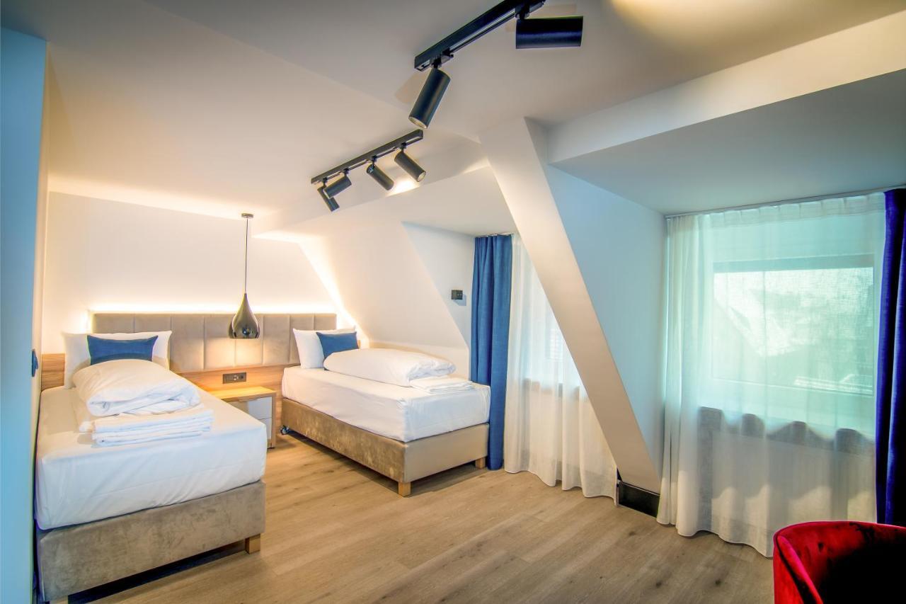Hotel Wilder Mann Rückersdorf Exteriör bild